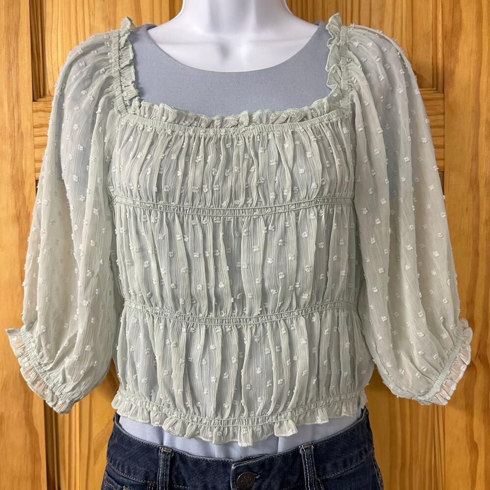 NWT, Hem & Thread Women’s Or Teen’s Mint Top Balloon Sleeves Sz Medium, K647
